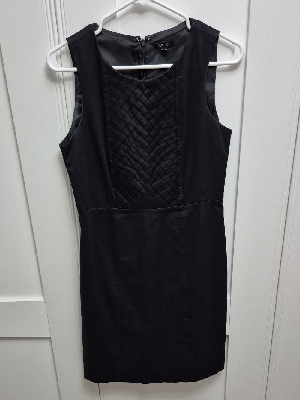 Apt. 9 Black Quilted-Front Sleeveless Sheath Dress